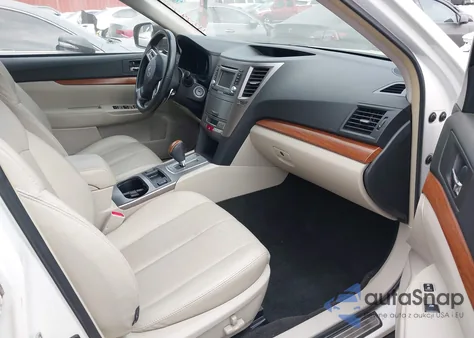 2014 Subaru Outback 2.5I Limited из США, поврежденный, VIN 4S4BRBLC6E3273378